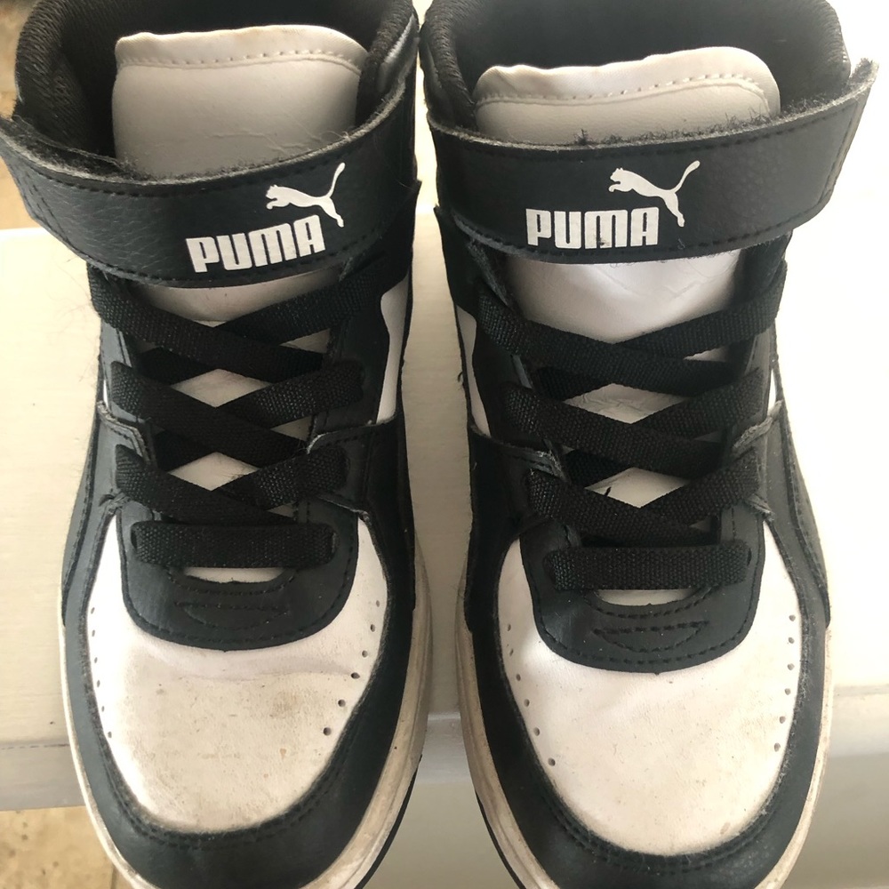 Puma sneakers